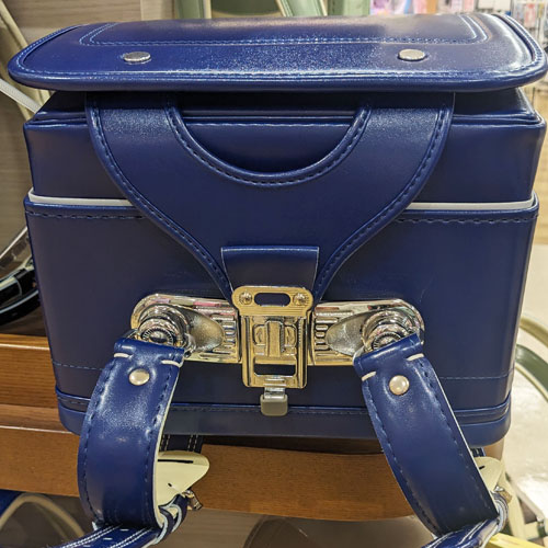 はなまるランドセルの錠前付近