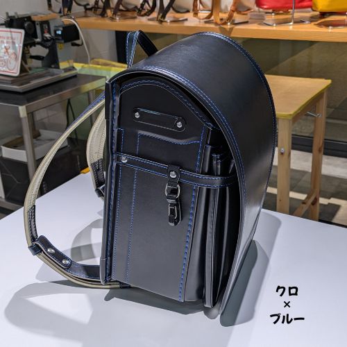 池田屋の防水ベルバイオスムース　クロ×ブルー