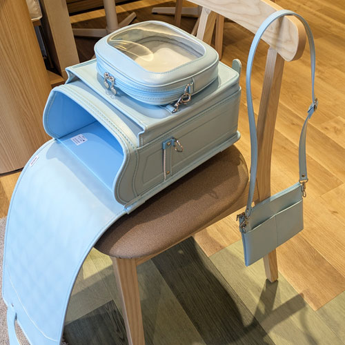 ポシェットとしても使える「3WAY シュシュ」