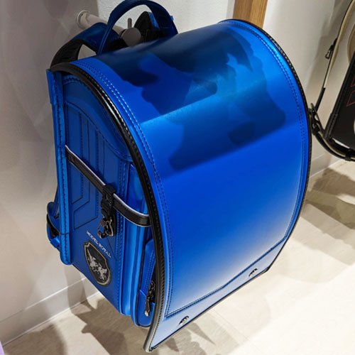 モデルロイヤルドラグーン 限定カラーのパールメタルマリン×ブラック