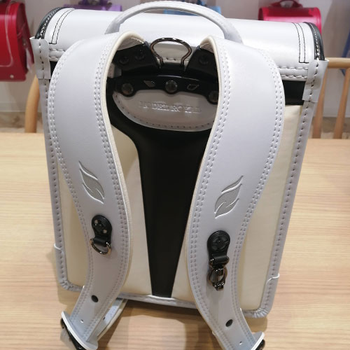 モデルロイヤルドラグーン 限定カラーのマニッシュグレー
