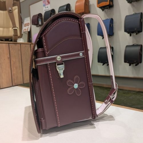 鞄工房山本のラフィーネ