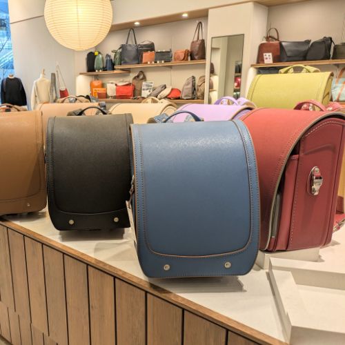 鞄工房山本のユニ